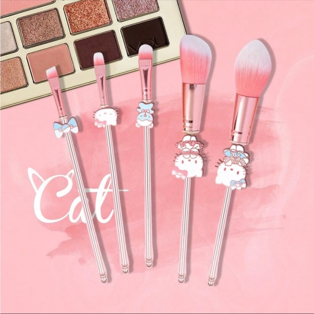 Hello Kitty Makeup Brush Set, Hello Kitty Makeup Brushes, Rose Gold Makeup Brush - Picture 5 of 8
